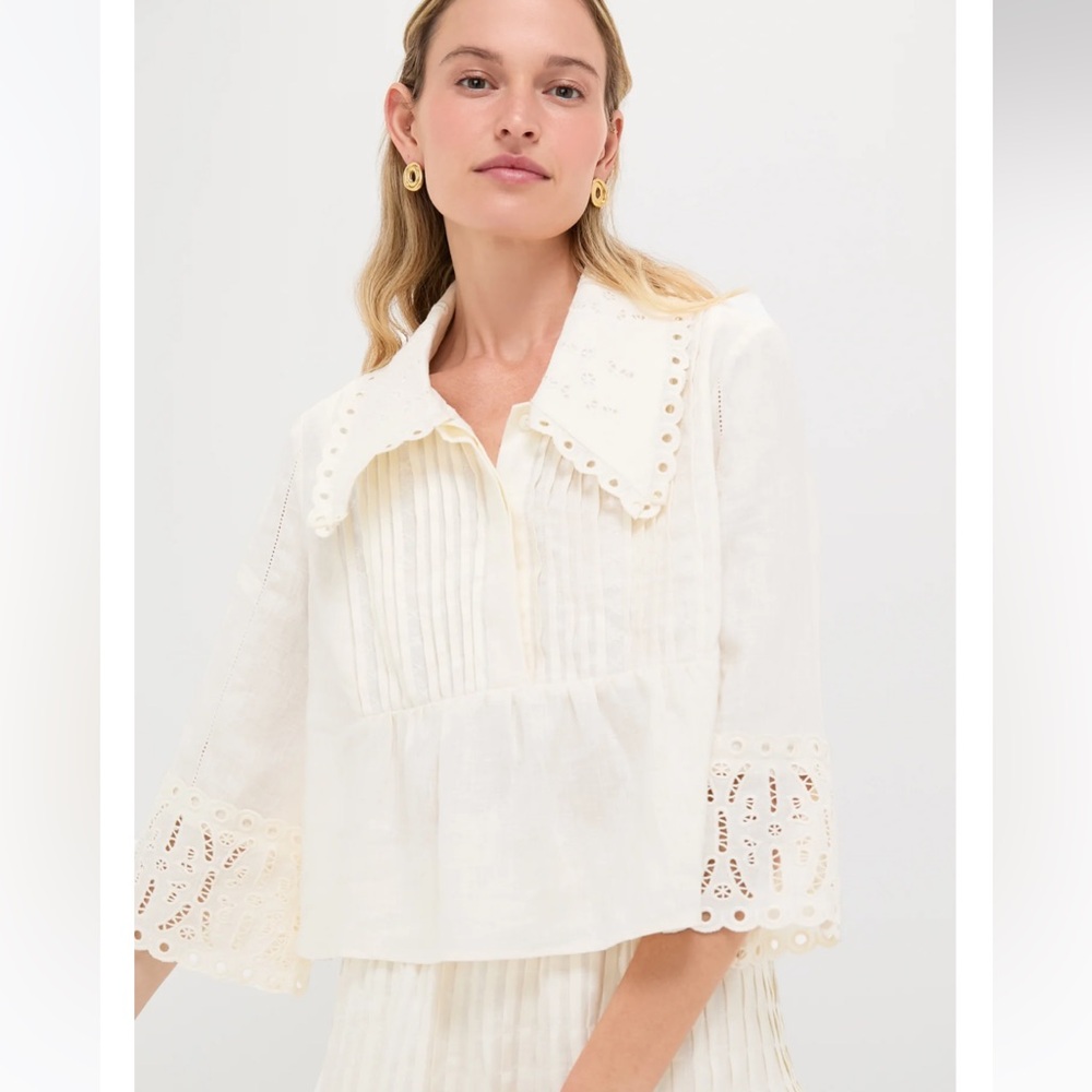 Tuckernuck Cream Eyelet Collar Peasant Top